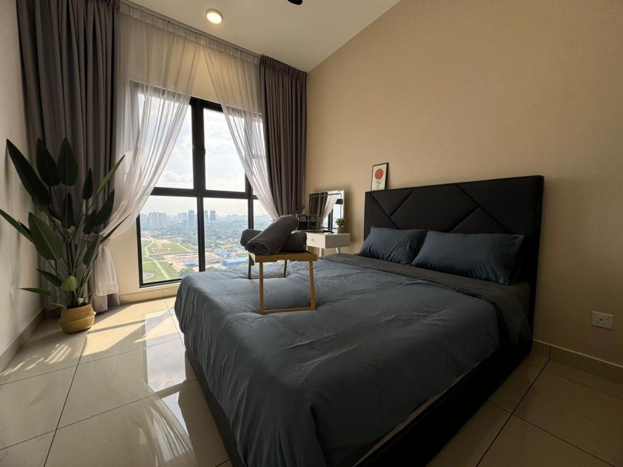 Pangsapuri Trion Kl, Klcc Trx Ikea At Chan Sow Lin, By One Kuala Lumpur